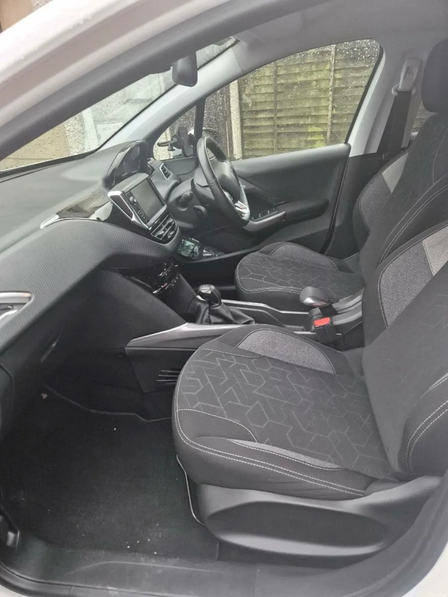 2017 peugeot 2008 QUICK SALE Moving Abroad - Image 4