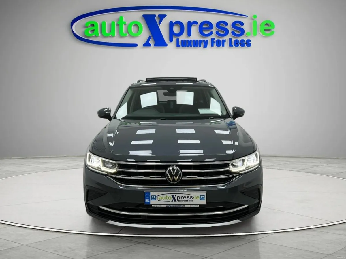 Volkswagen Tiguan 1.4 TSI PHEV Elegance - Image 3