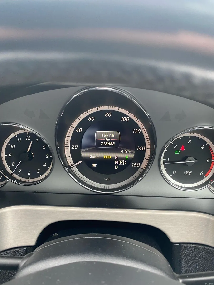 Stunning Mercedes E250 AMG Sport - Image 4