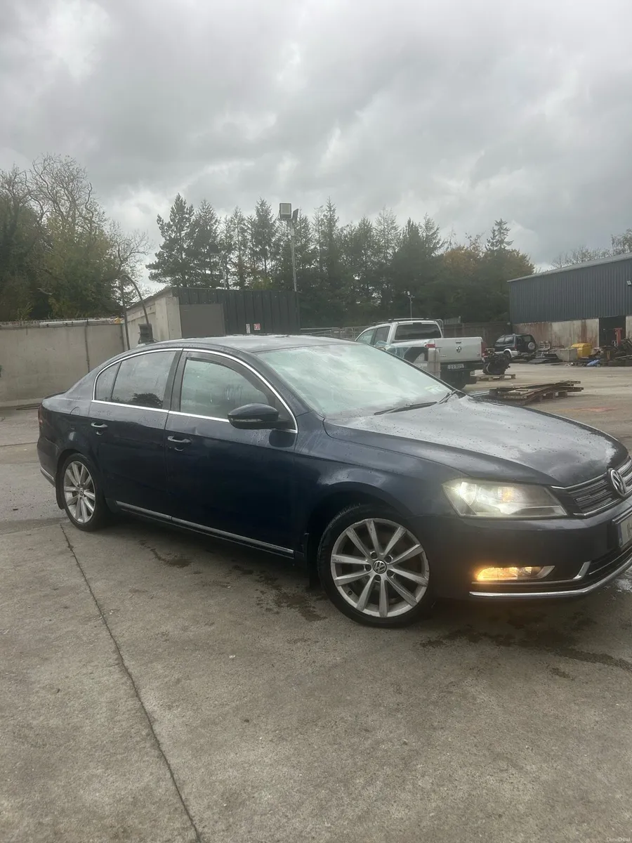 Passat 2.0 Highline *low kms* - Image 1