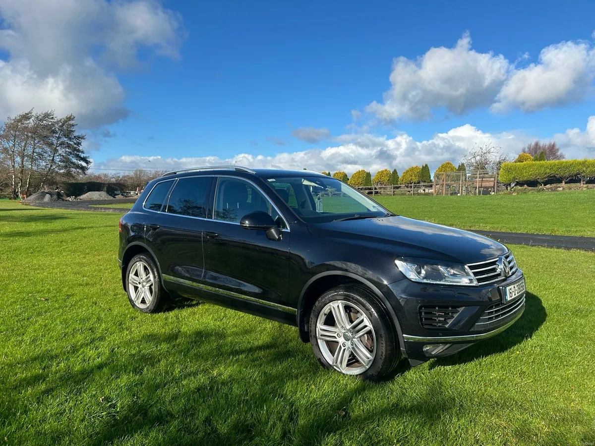 VW Touraeg 2016 Crew Cab €333 tax!! Business class - Image 2