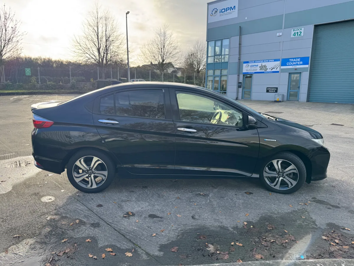 Honda Grace 2016 - Image 6