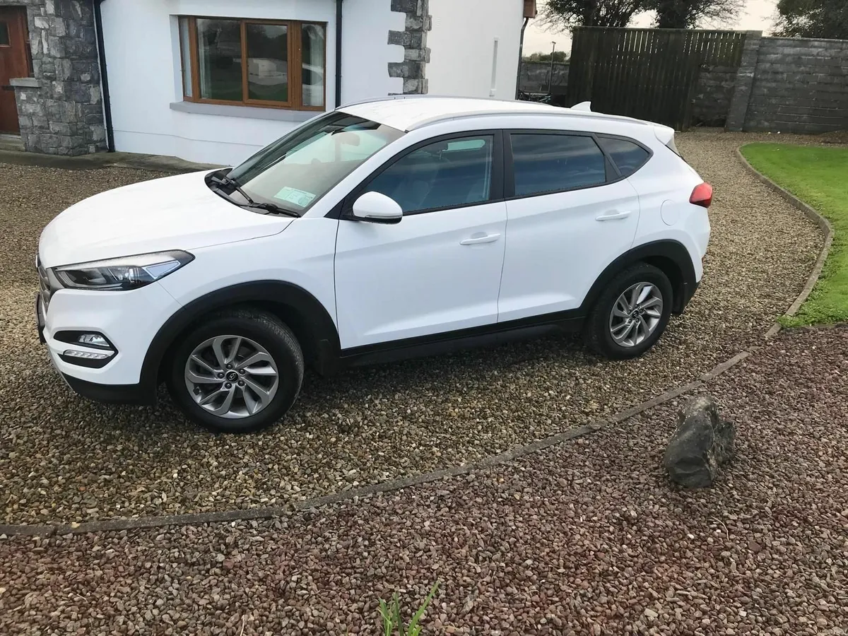 Hyundai Tucson Executive  2017 - Image 4