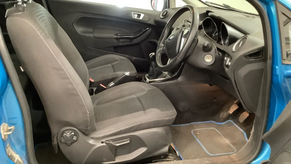 2013 Ford Fiesta 1.0 Petrol ZETEC - Image 3