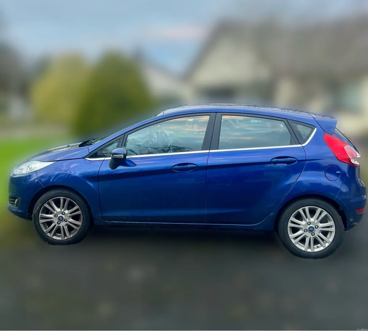 Ford Fiesta 2014 - Image 2