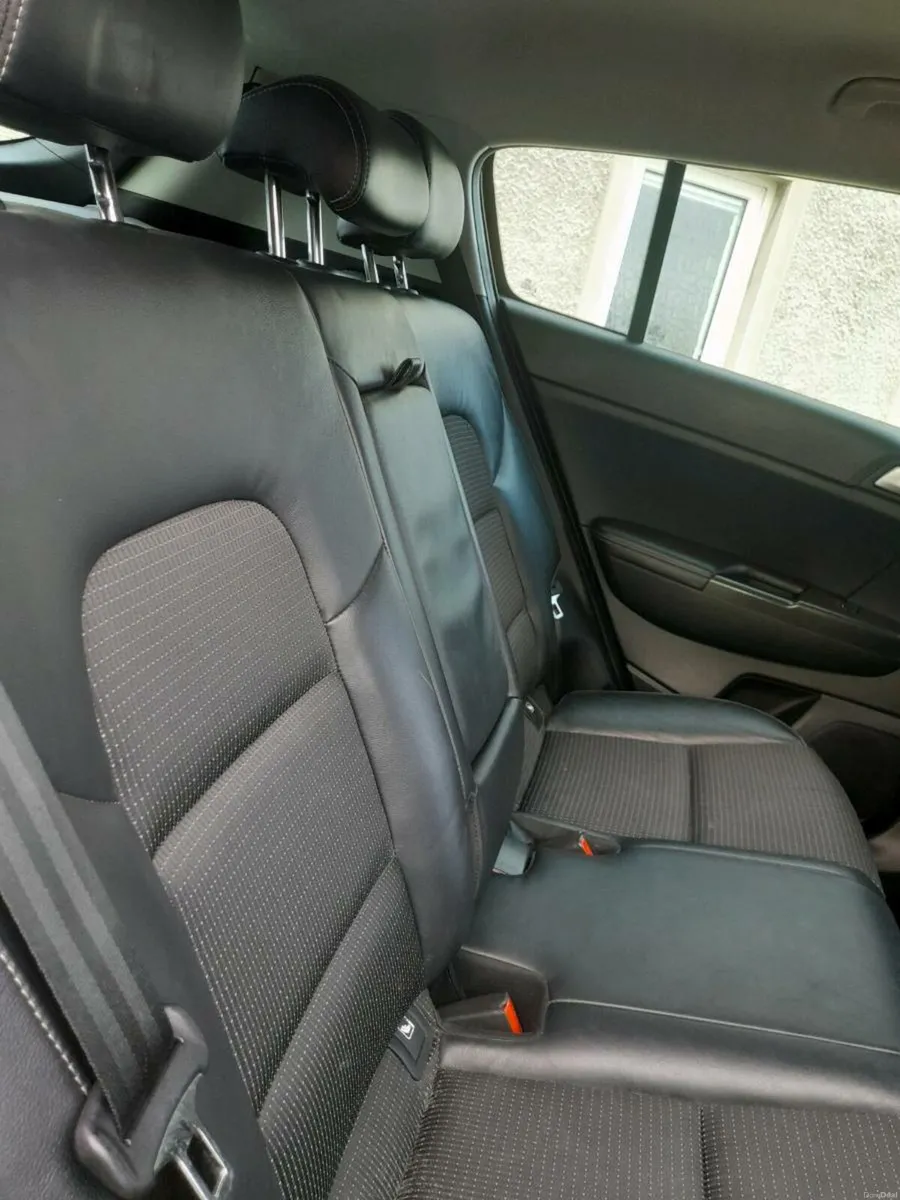 Kia sportage  se 1.7crdi 2016 - Image 4