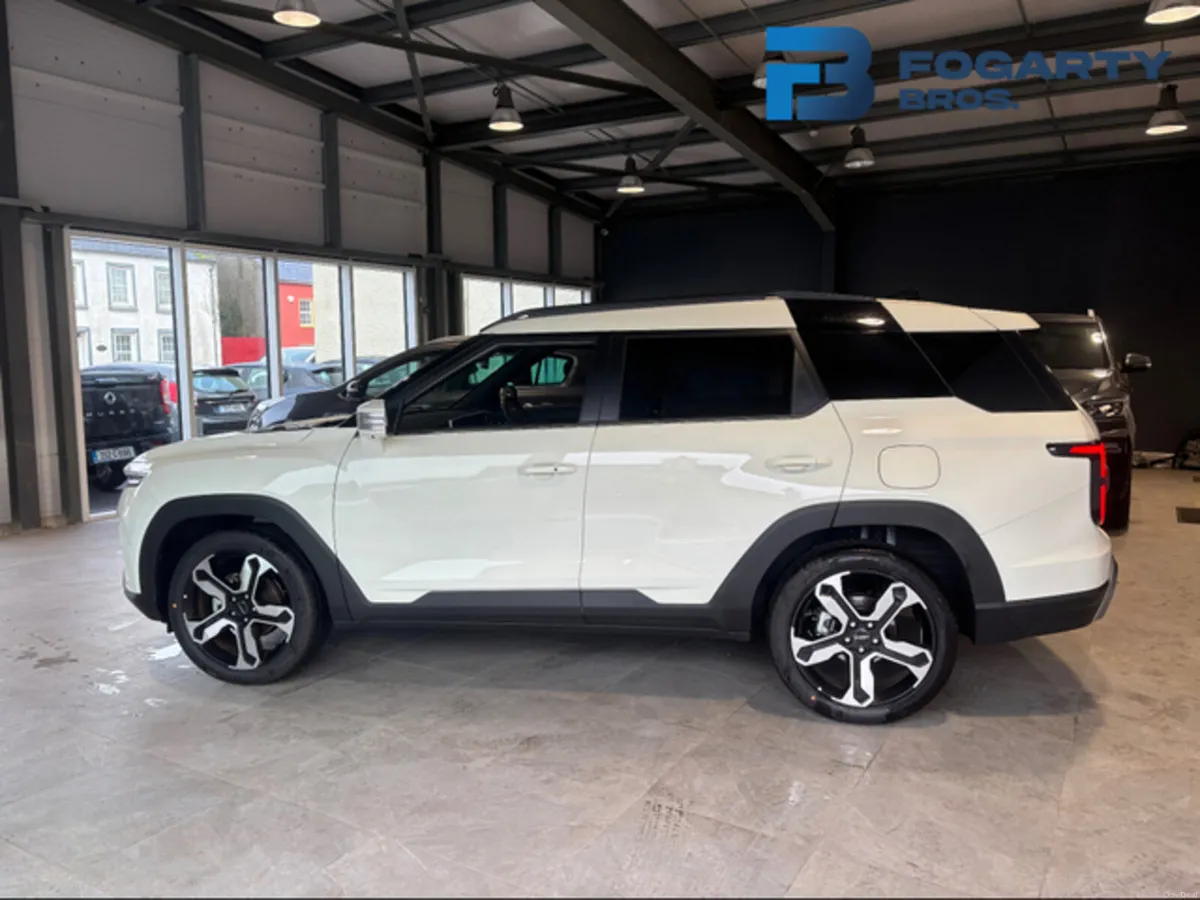 KGM TORRES HYBRID 1.5 PETROL - EVX AUTO - 8YR HEV - Image 3