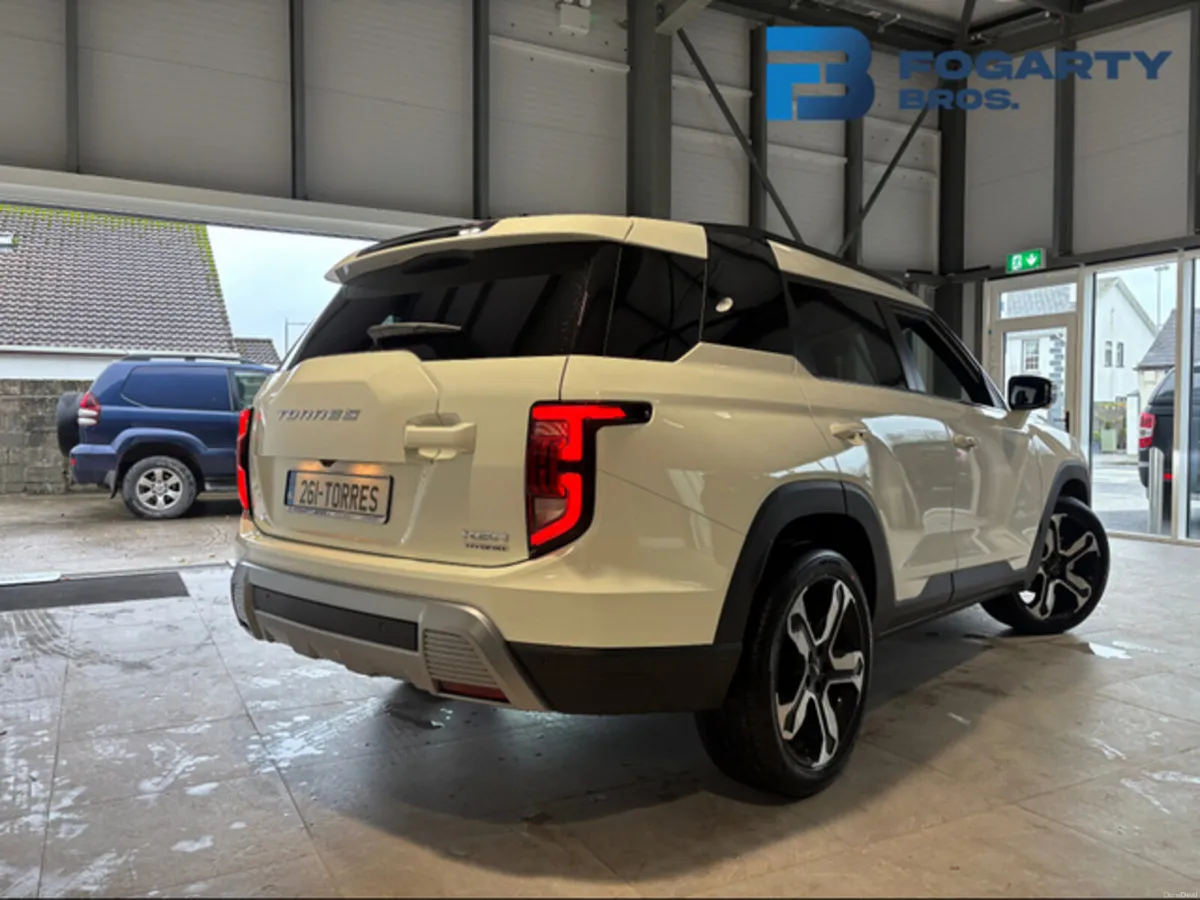 KGM TORRES HYBRID 1.5 PETROL - EVX AUTO - 8YR HEV - Image 6