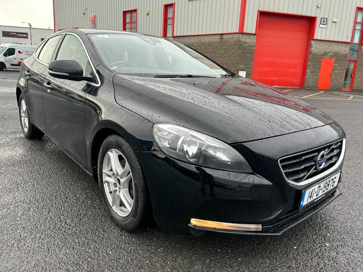 Volvo V40 2014 1.6D D2 HIGH SPEC 07/26 - Image 2