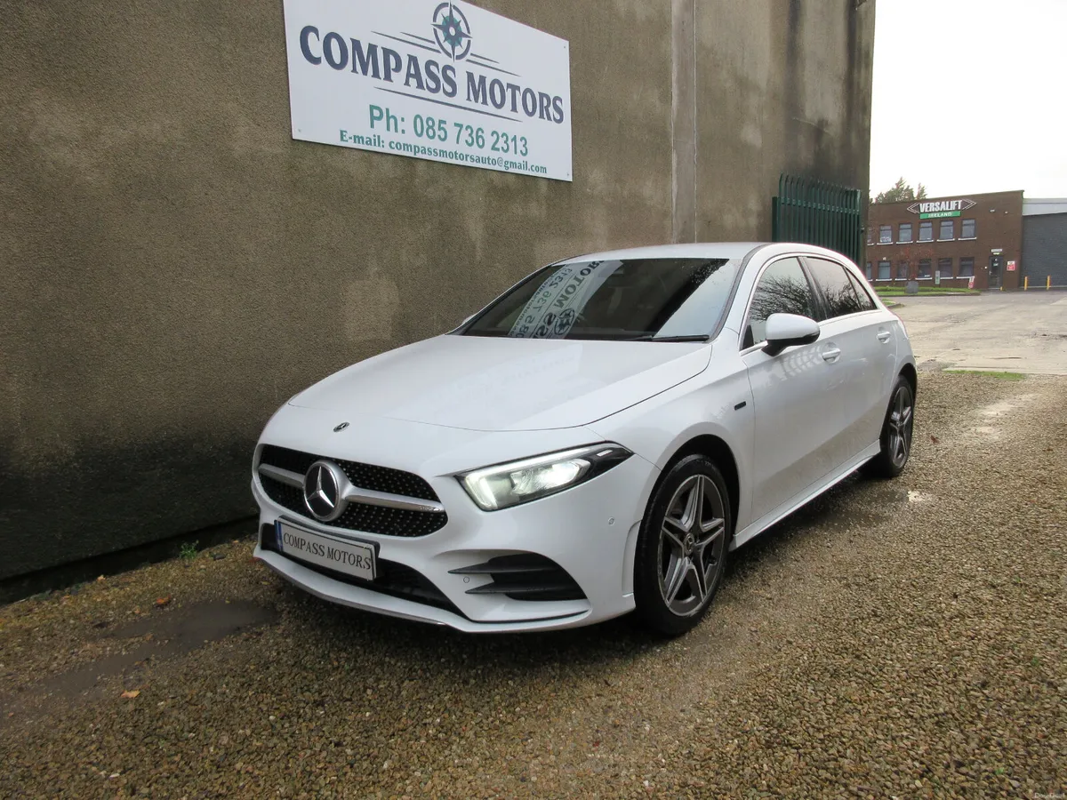 MERCEDES-BENZ AMG 1.3 HYBRID AUTOMATIC EXECUTIVE - Image 4