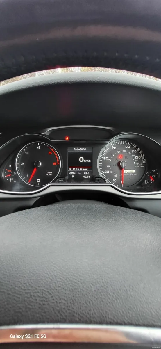 Audi A4  3.0 TDI Quattro - Image 2