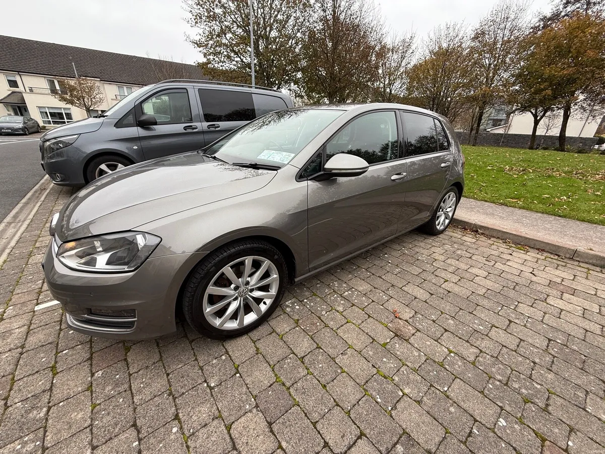 2015 VW Golf Highline - Auto - Full serv Aug + TB - Image 1