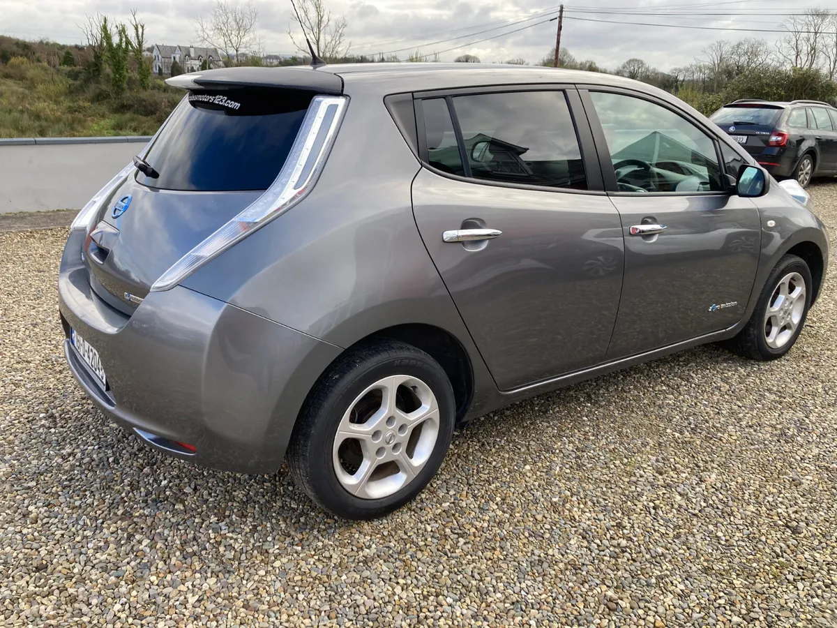 Nissan Leaf 2016 electric - Image 4