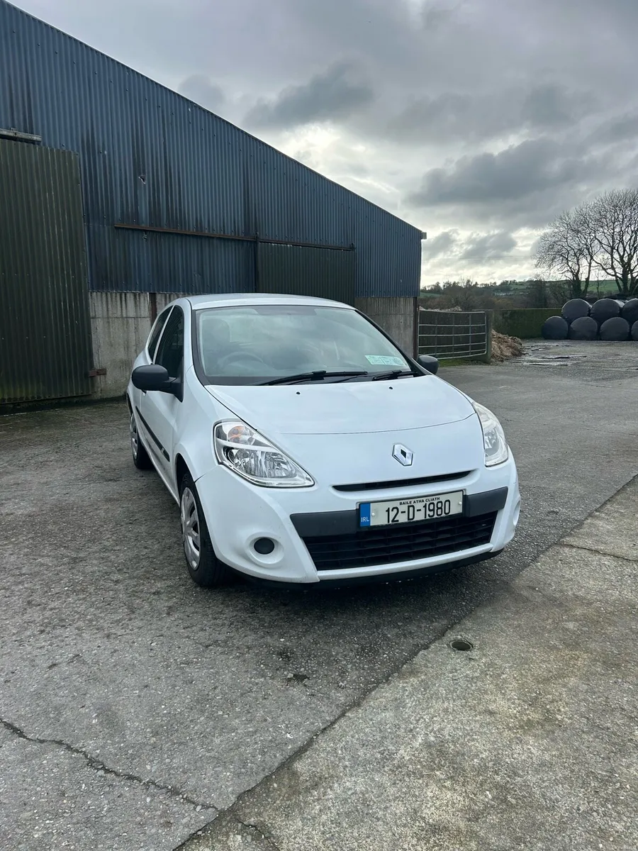 Renault Clio - Image 1