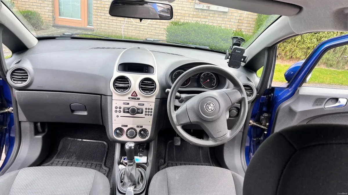 Vauxhall Corsa 2008 - Image 4