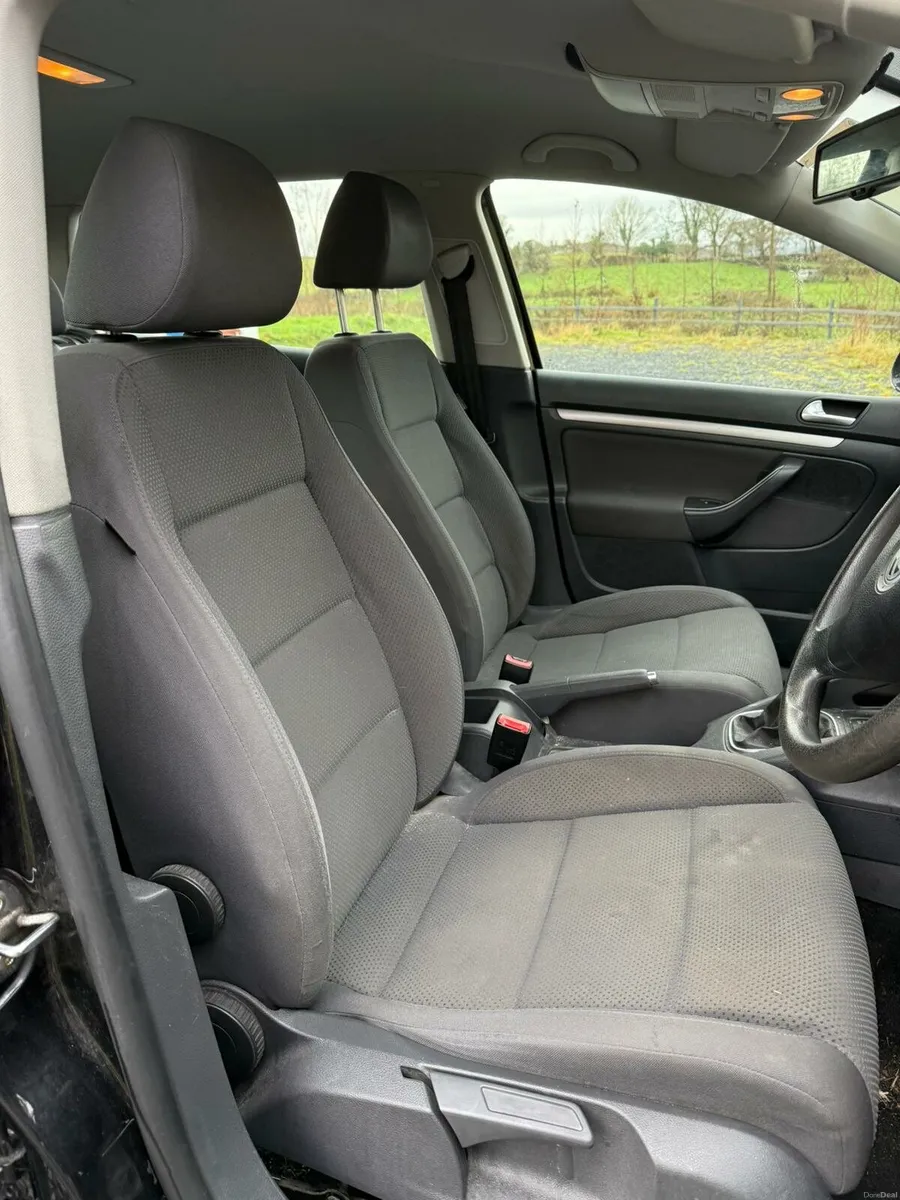 2007 Volkswagen Golf - Image 3