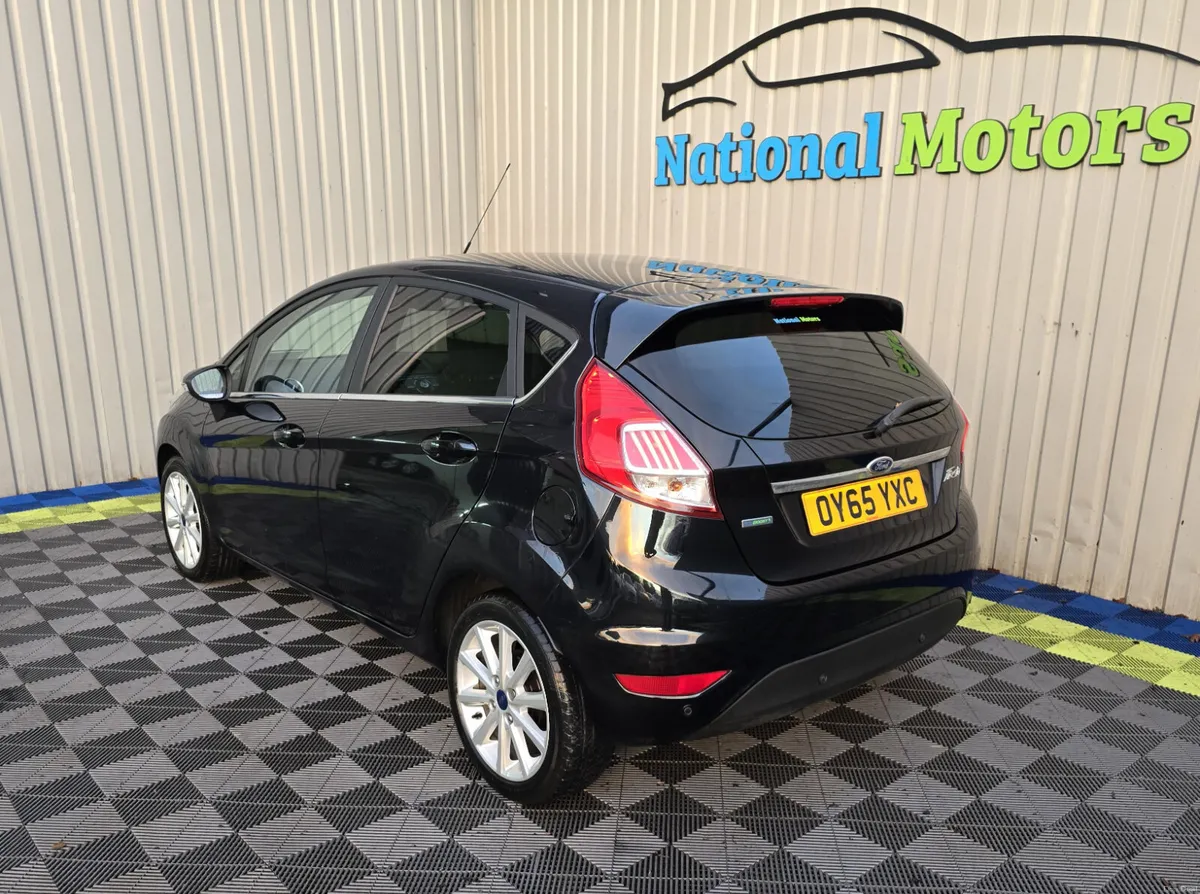 2015 Ford Fiesta TITANIUM 1.0 Petrol - Image 5