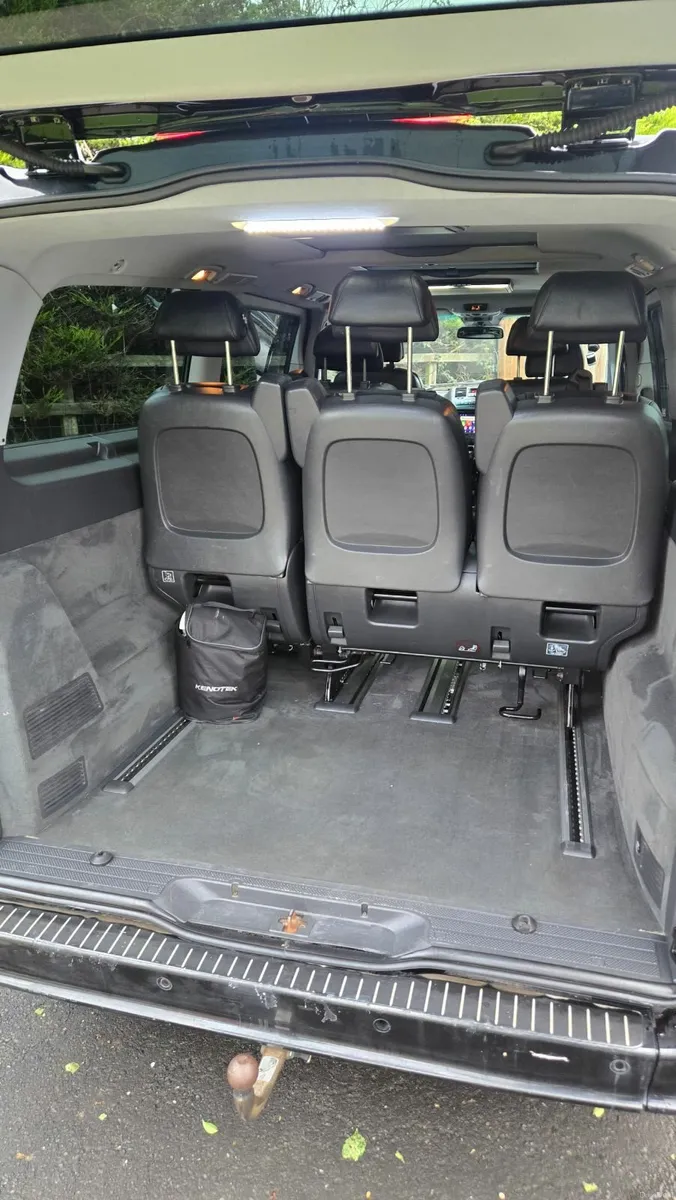 Mercedes-Benz V-Class 2014 - Image 4