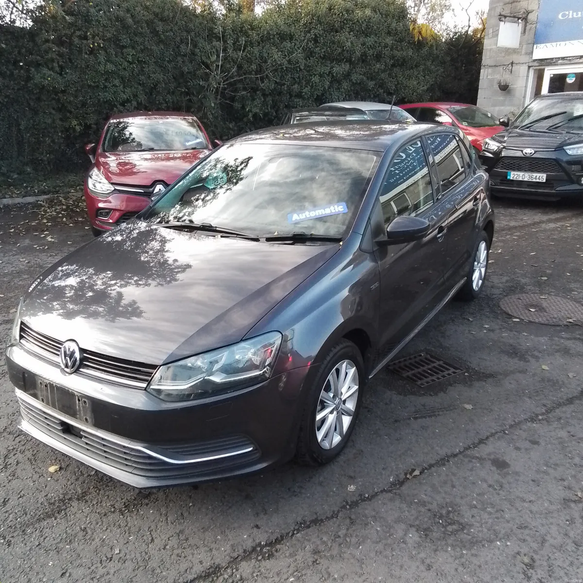 Volkswagen  Polo automatic - Image 3