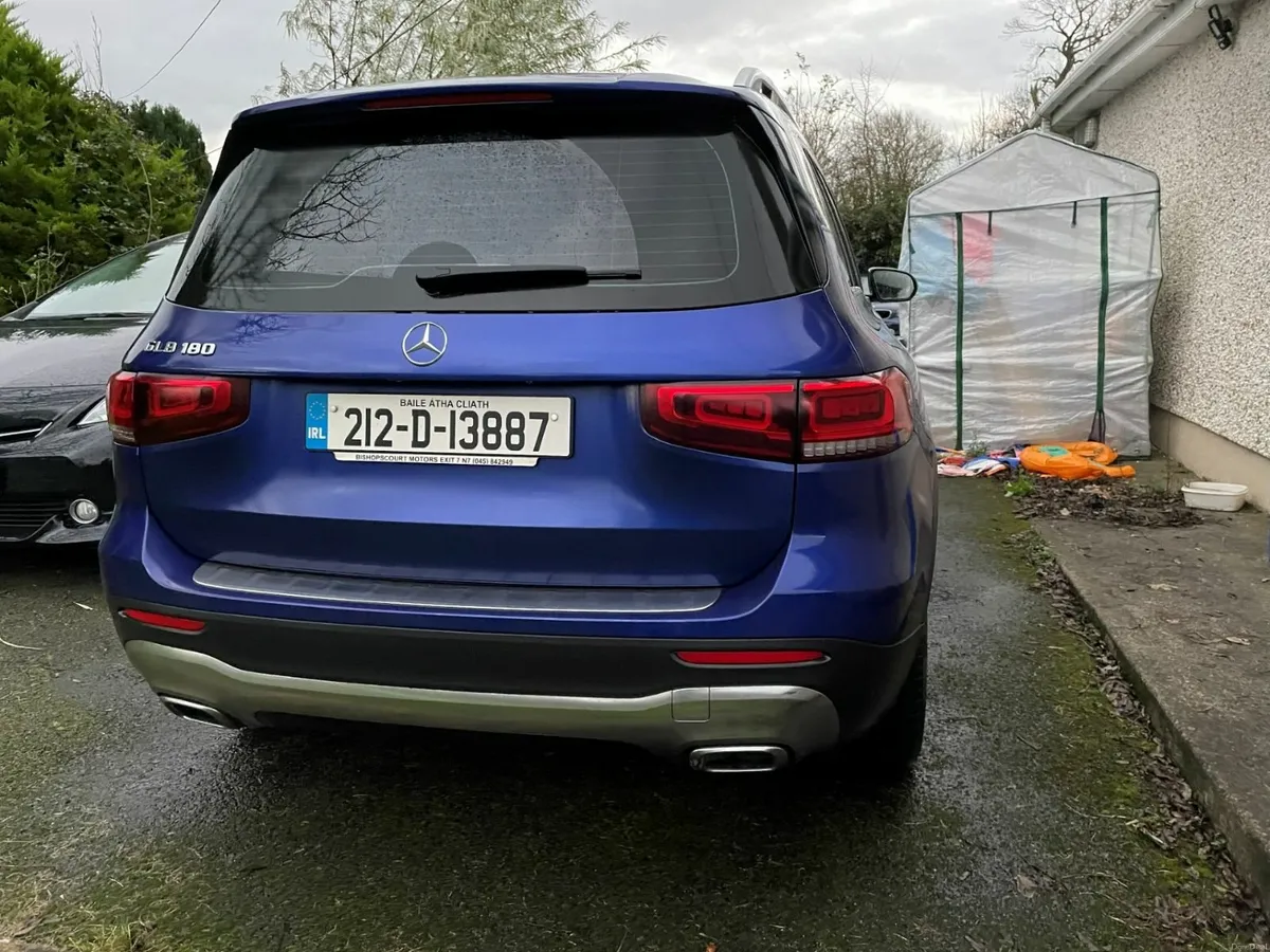 Mercedes-Benz GLB 2021 - Image 4