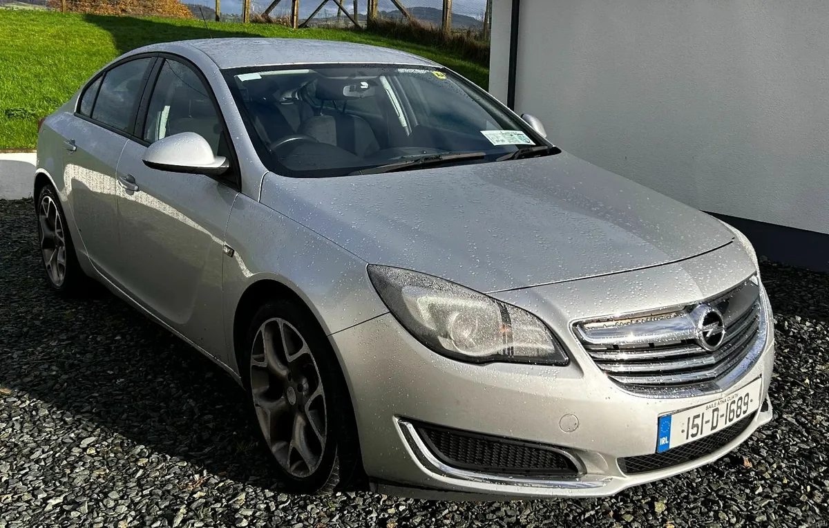 Opel Insignia 2015 - Image 1