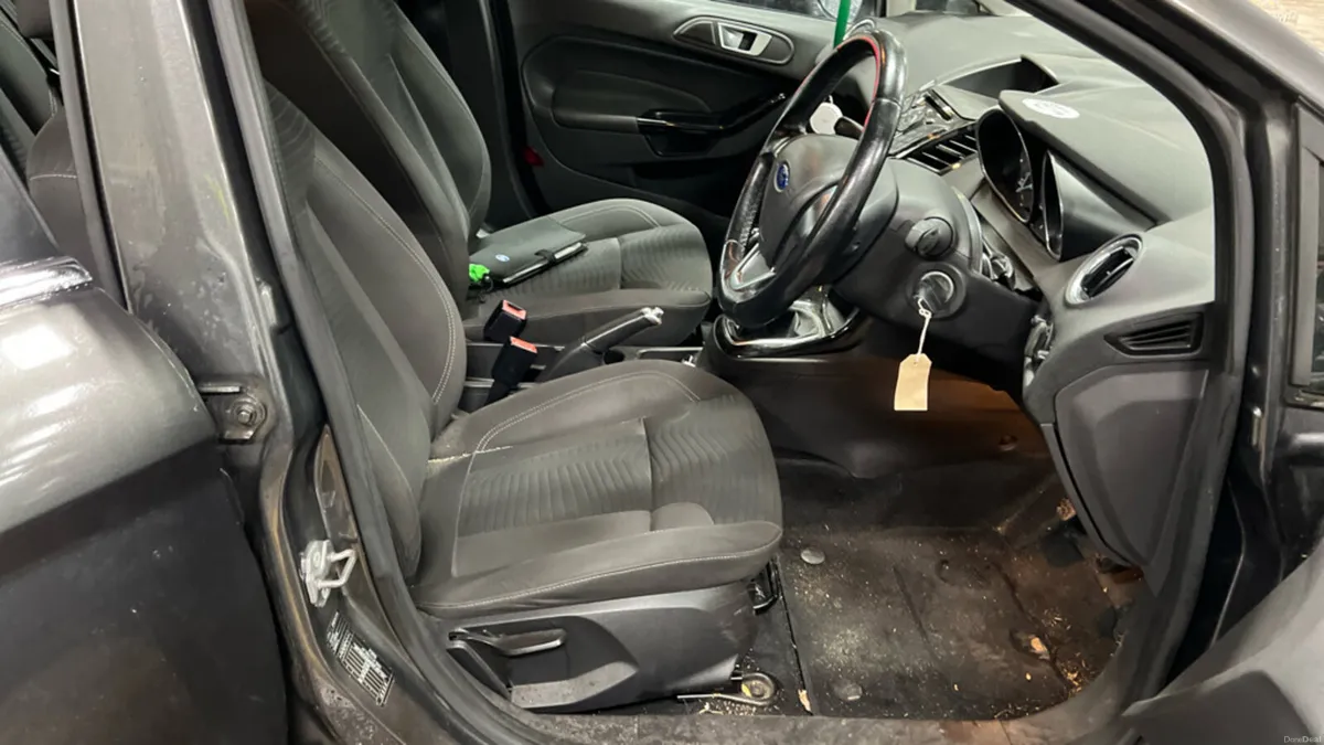 Ford Fiesta 2015 1.0 Petrol ZETEC - Image 3