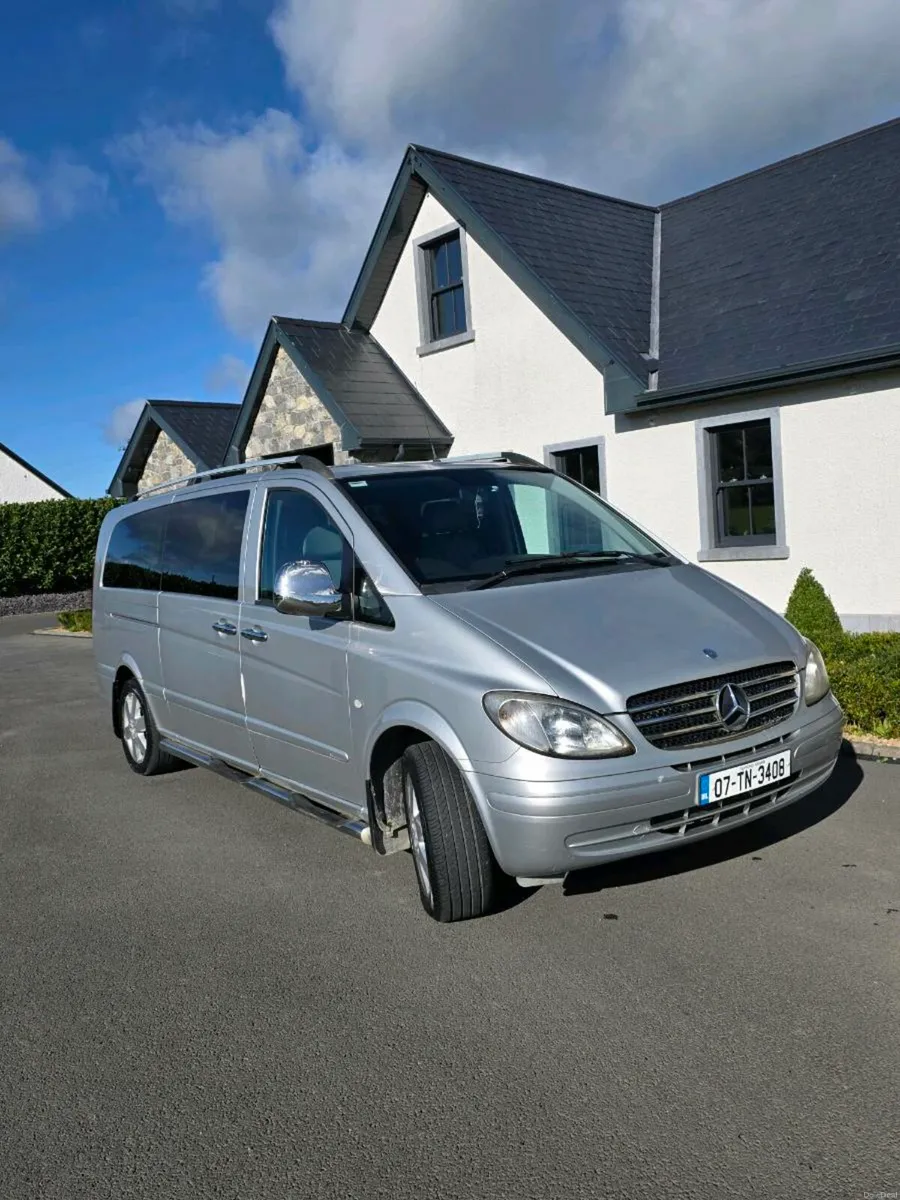 Mercedes Vito minibus - Image 4