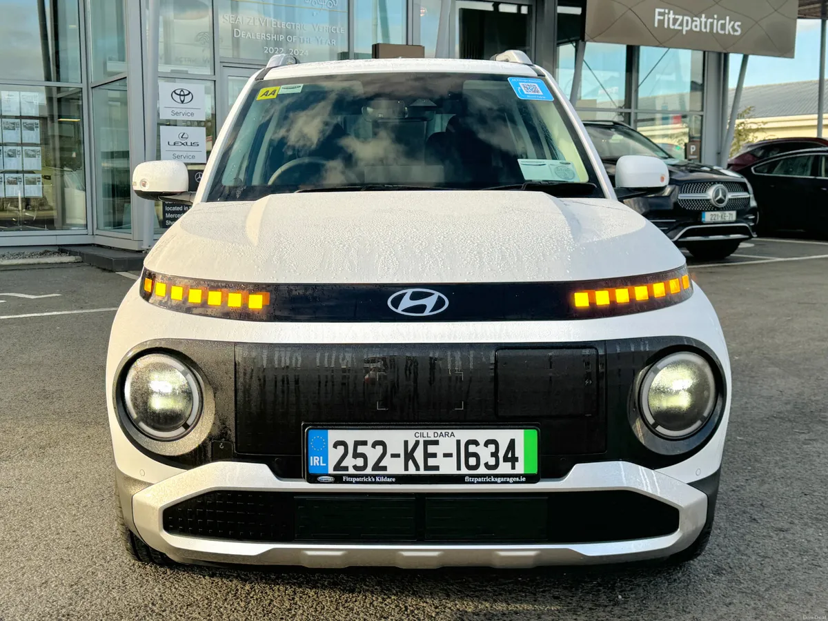 Hyundai INSTER  Elegance 49 kW Long Range 2025 - Image 3