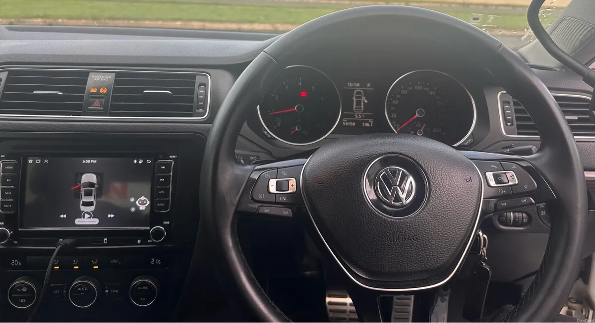 Volskwagen Jetta automatic - Image 3