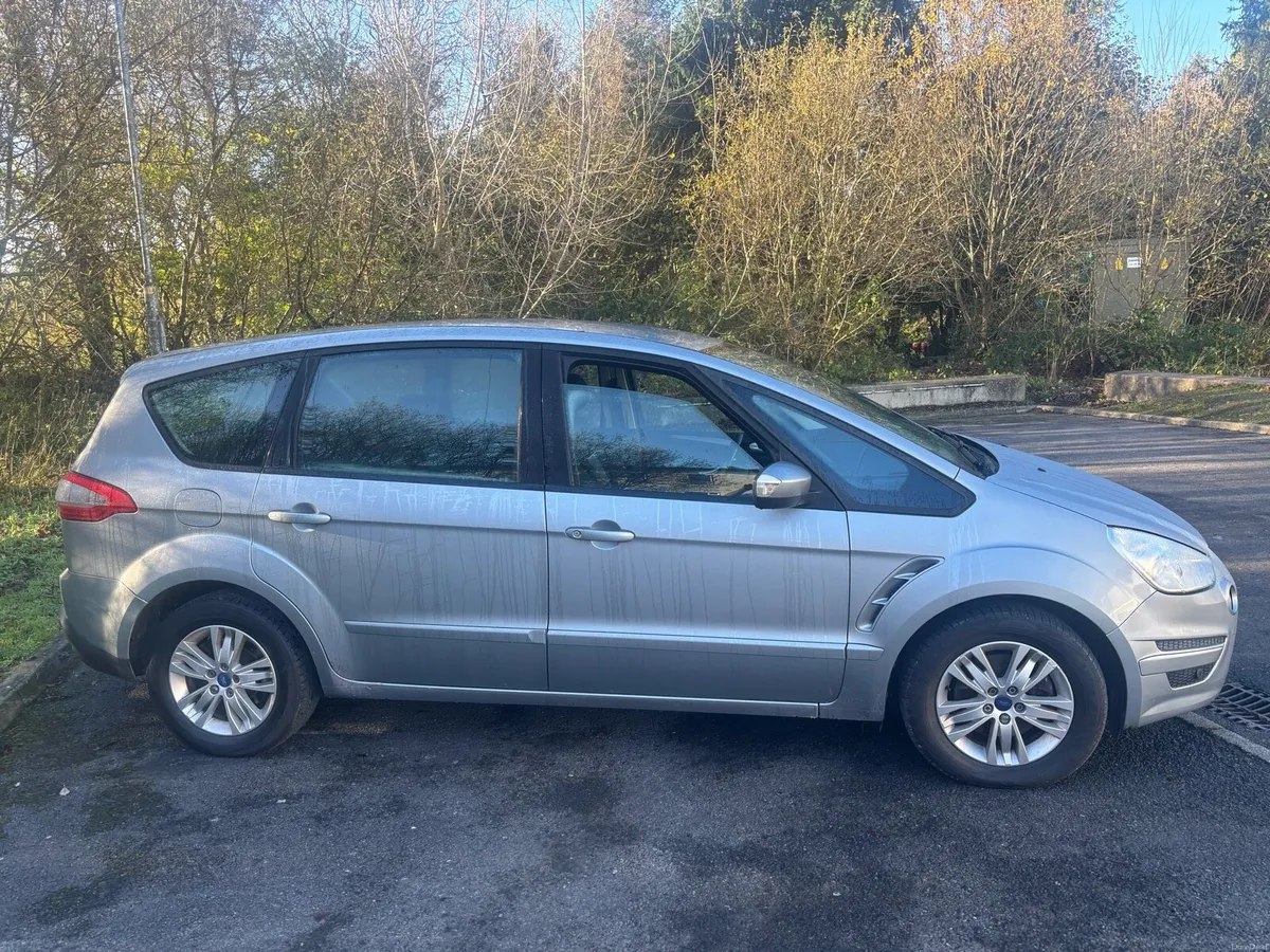 141 Ford Smax New Nct 10/26 - Image 2