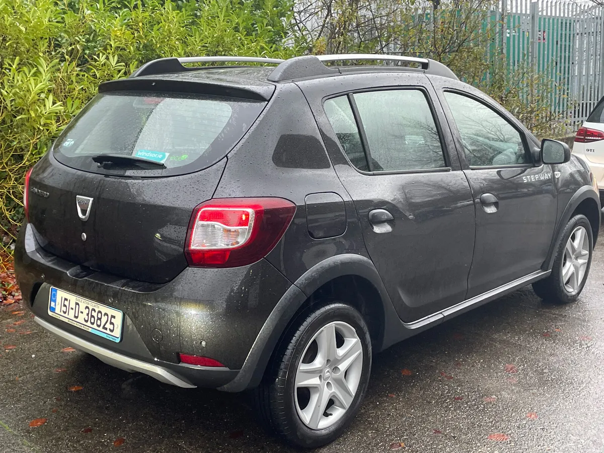 Dacia Sandero Stepway 2015 LOW MILEAGE - Image 4