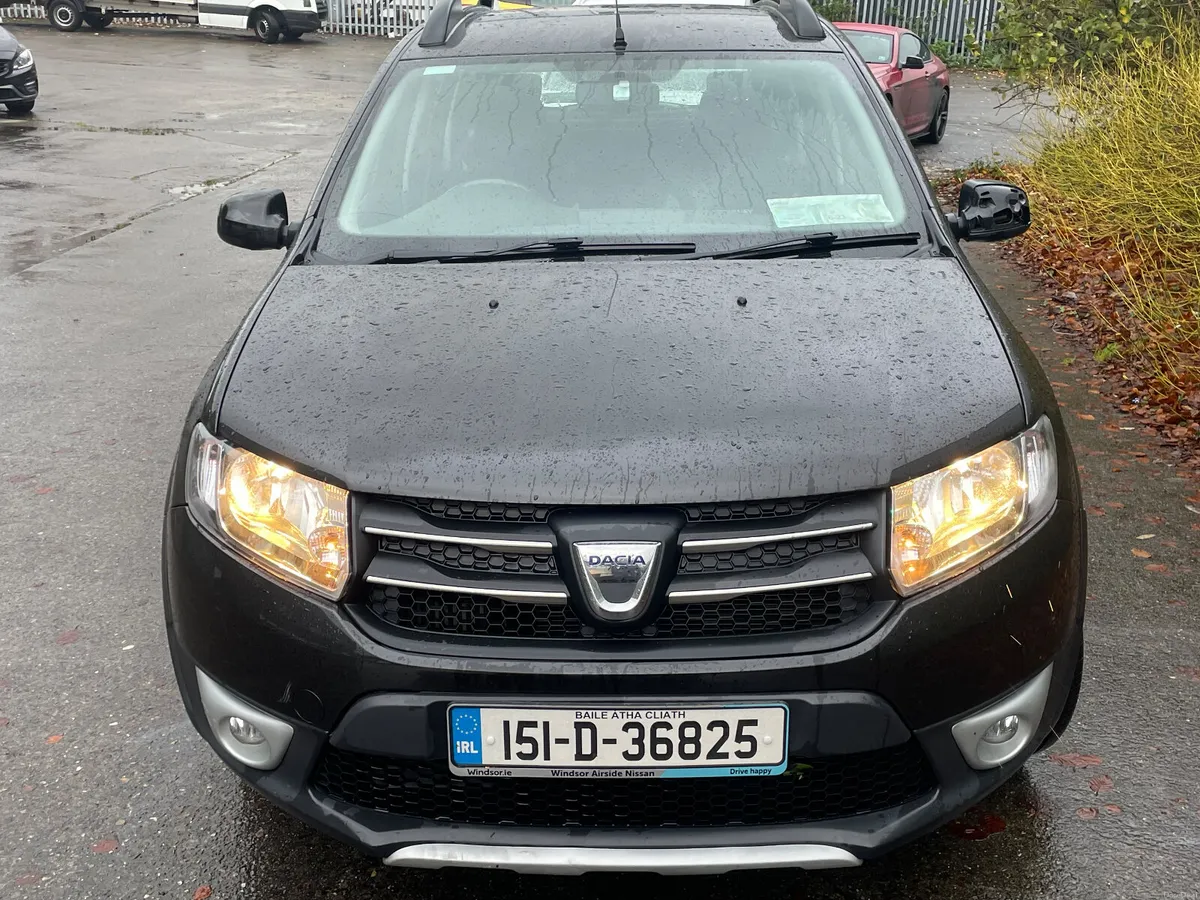 Dacia Sandero Stepway 2015 LOW MILEAGE - Image 2
