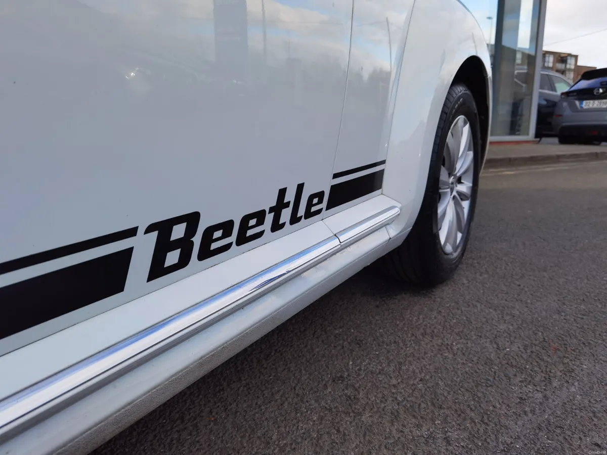 VOLKSWAGEN BEETLE 1.2TSI DESIGN **SUNROOF** PETROL - Image 3