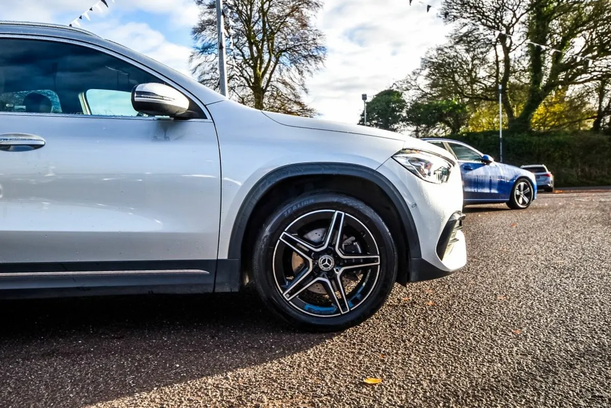 Mercedes-Benz GLA 250e AMG Premium 215bhp Auto - Image 6