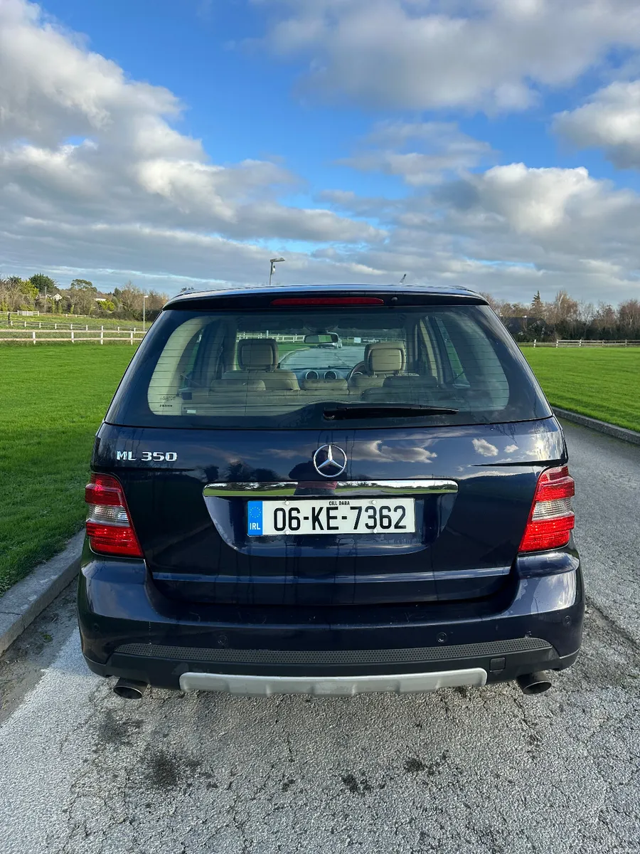 Mercedes Benz ML 350 2006 - Image 4