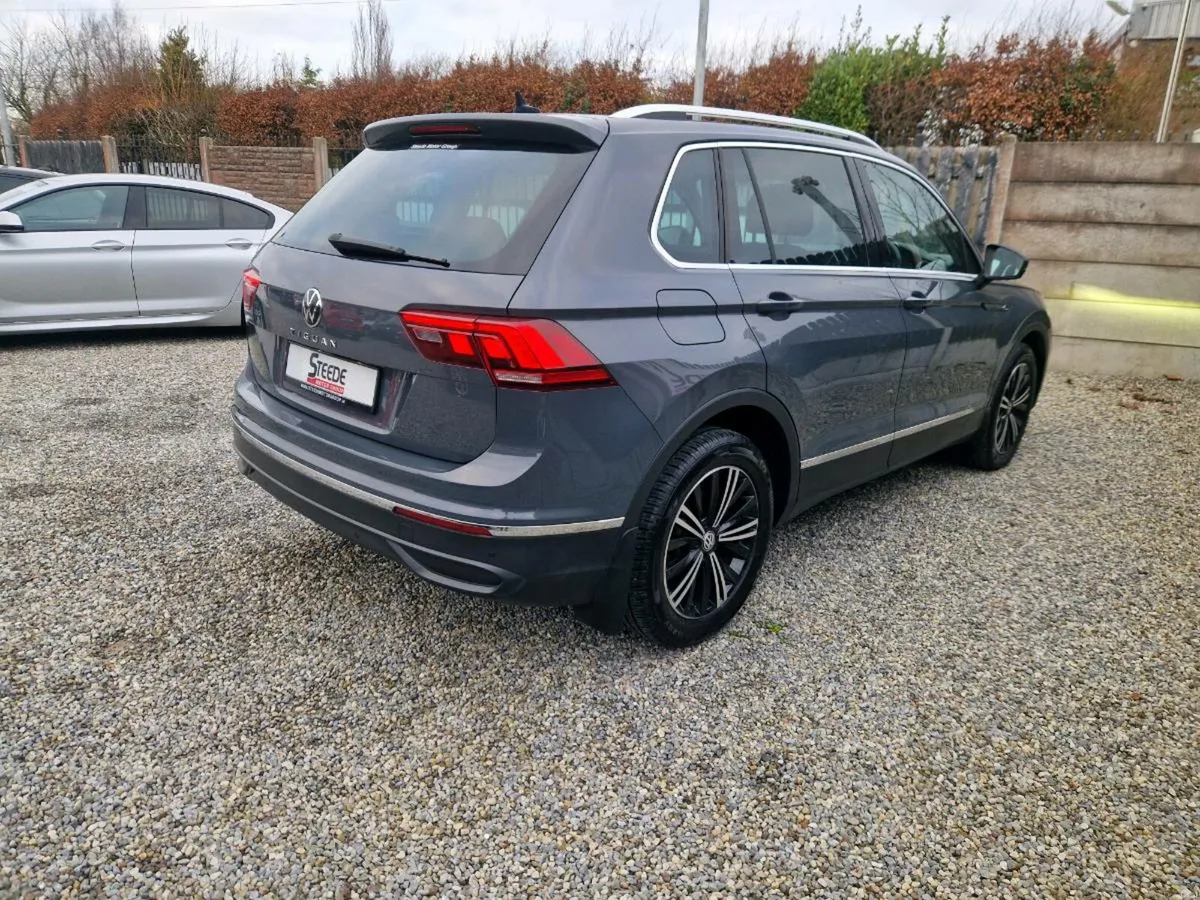 2021 Volkswagen Tiguan Life 5dr SUV - Image 4