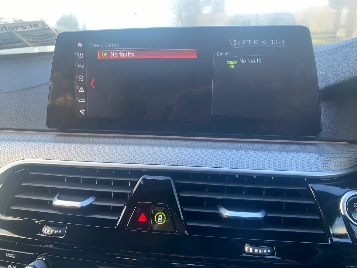 BMW 5-Series 2018 - Image 3