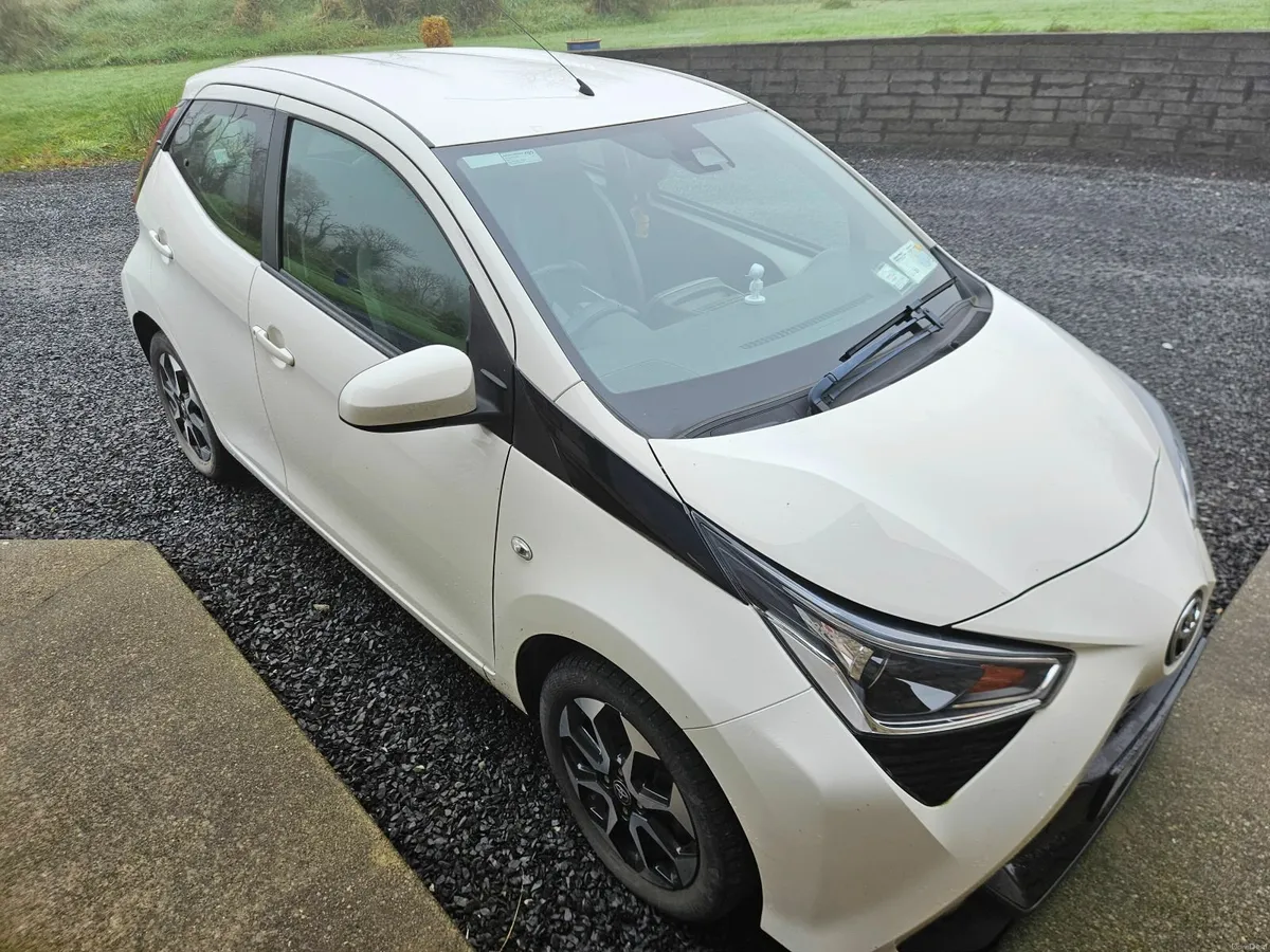 Toyota Aygo 2020 ONLY 9,000 MILEAGE - Image 1