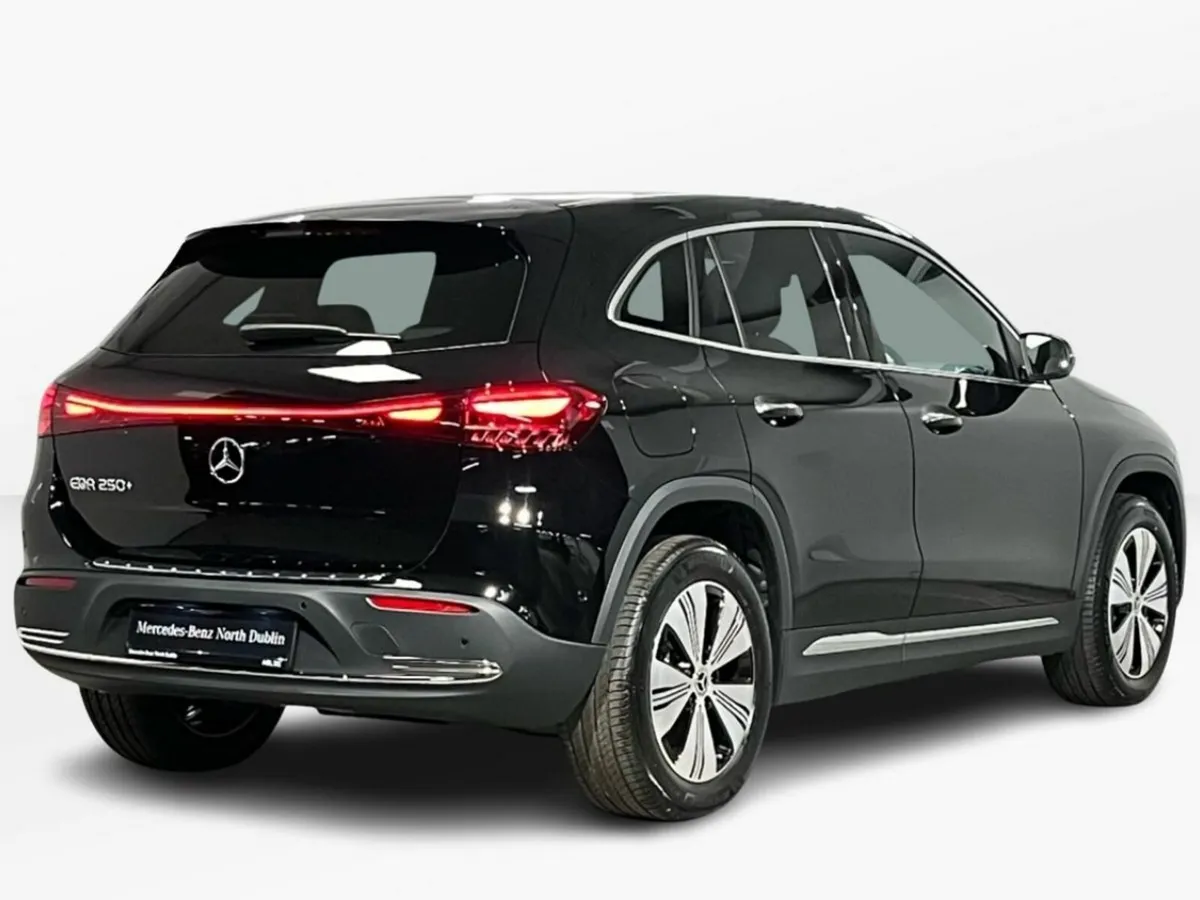 Mercedes-Benz EQA 250+ Progressive - 18 Inch Alloy - Image 3