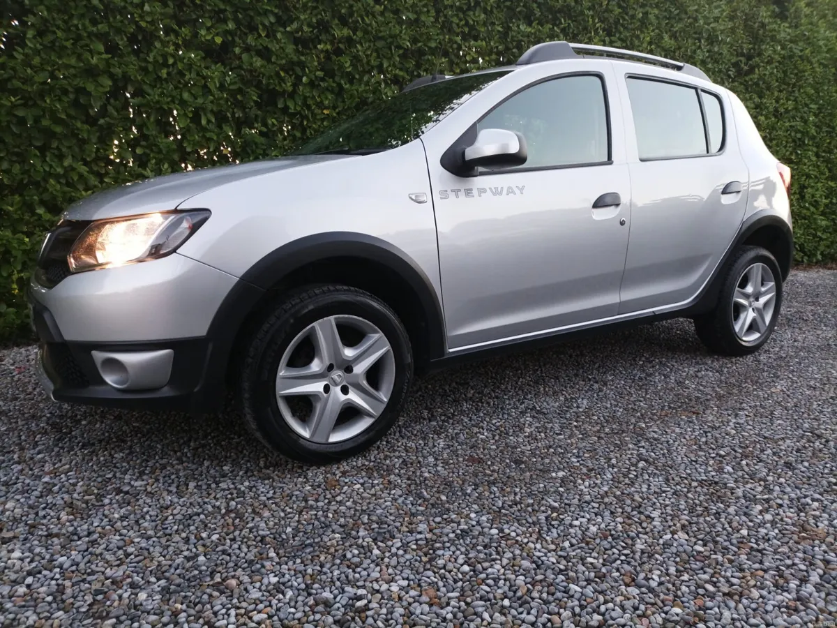 Dacia Sandero Stepway 2015 - Image 1