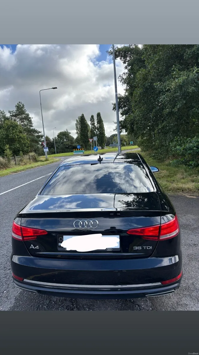 Audi A4 2019 Automatic - Image 4