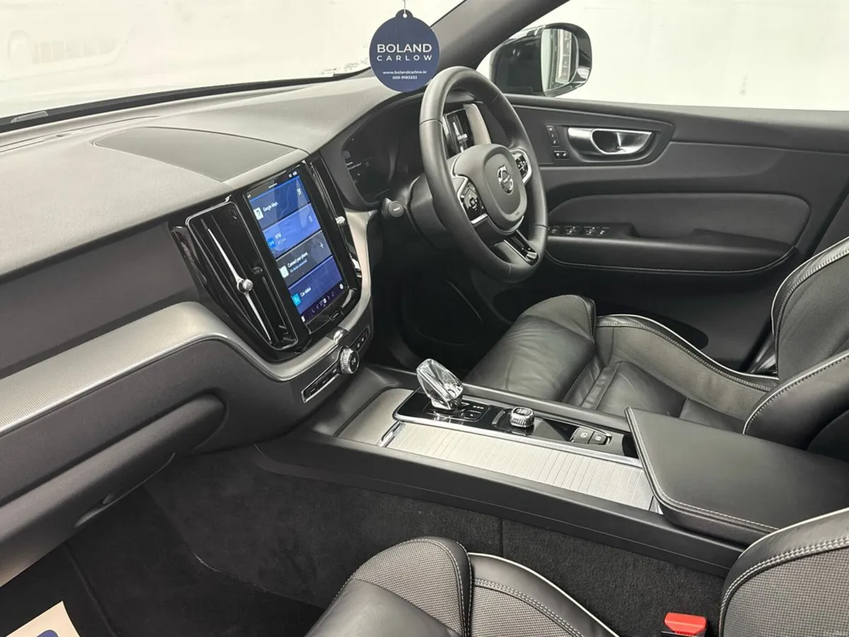 Volvo XC60 T6 PLUS DARK *PRICE DROP* €155 P/W - Image 4