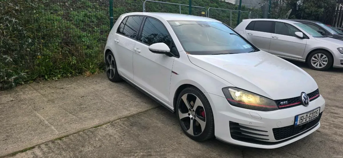 Volkswagen Golf Gti ( DCC model ) - Image 3