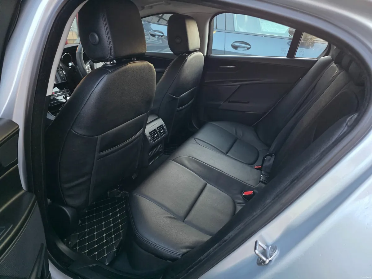 Jaguar X-Type 2016 - Image 4