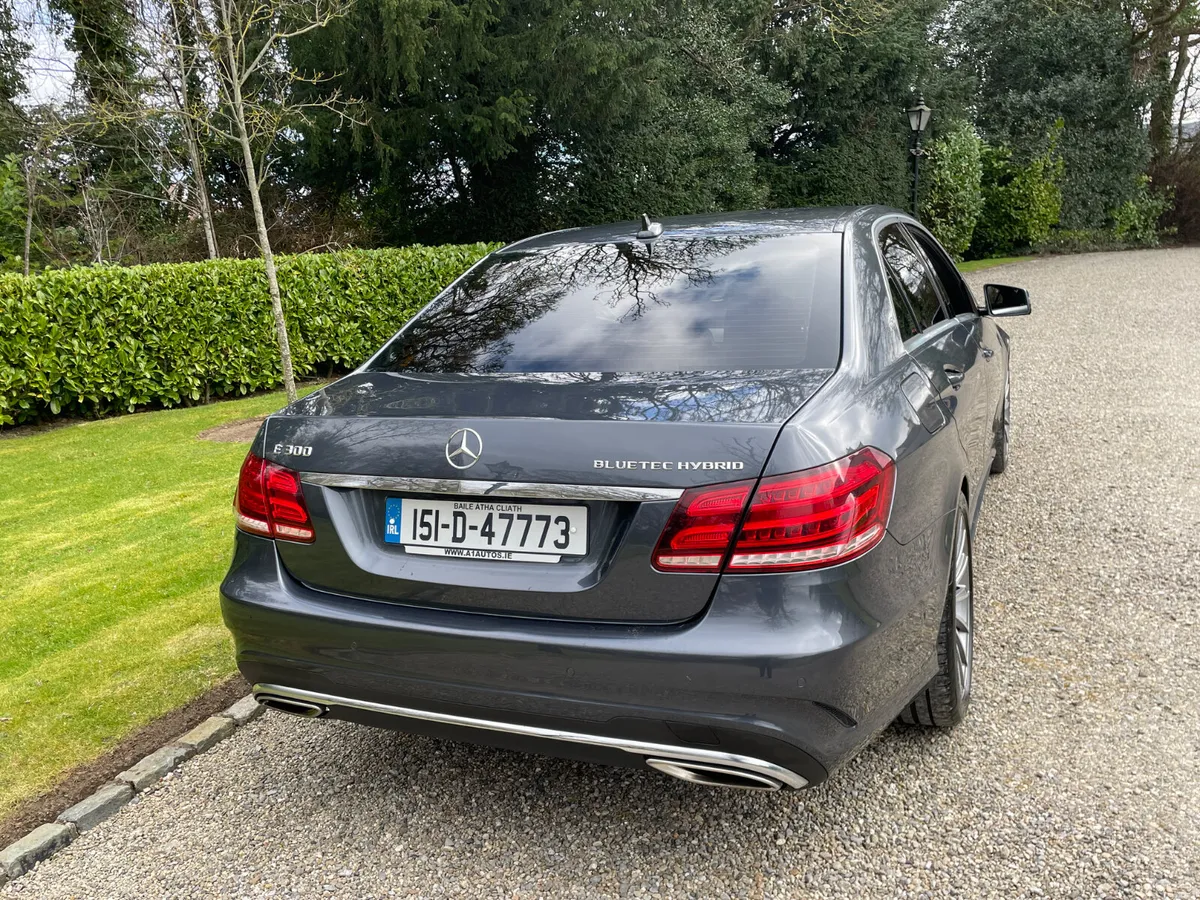 15 Mercedes-Benz E300 D Hybrid AMG New NCT - Image 4