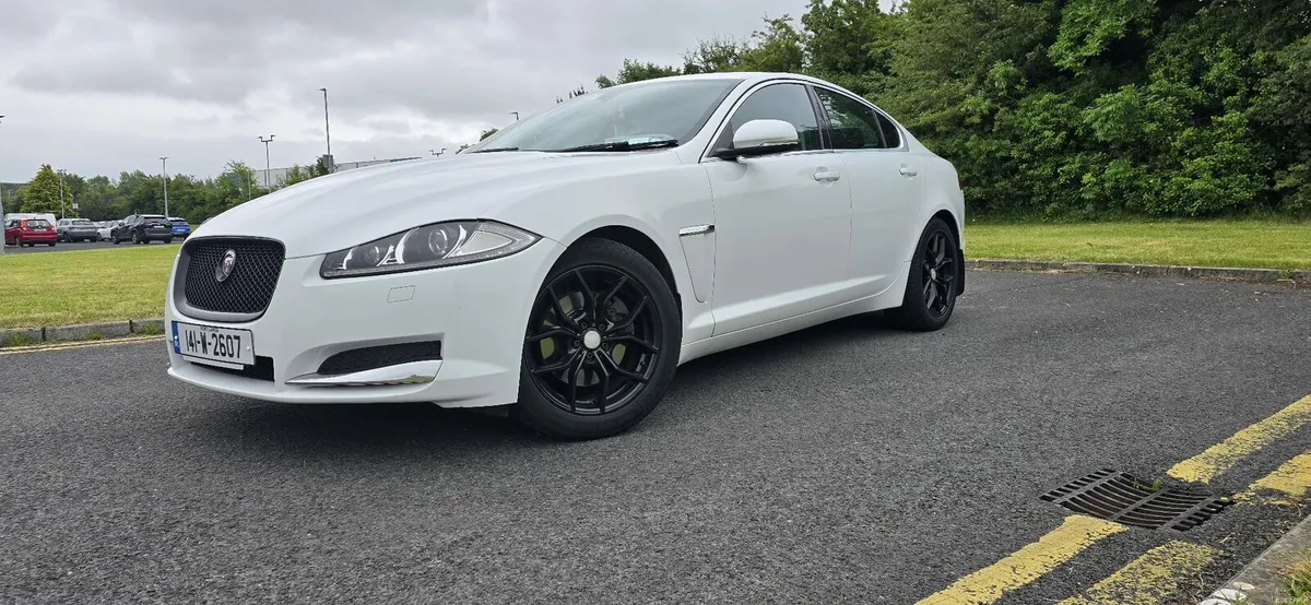 Jaguar XF sport - Image 4