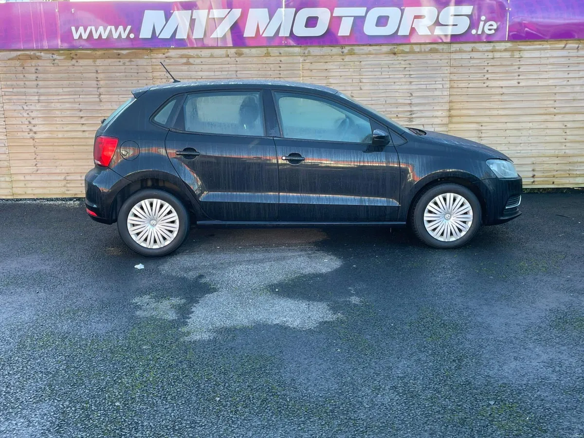 VOLKSWAGEN POLO TSI TRENDLINE - Image 4