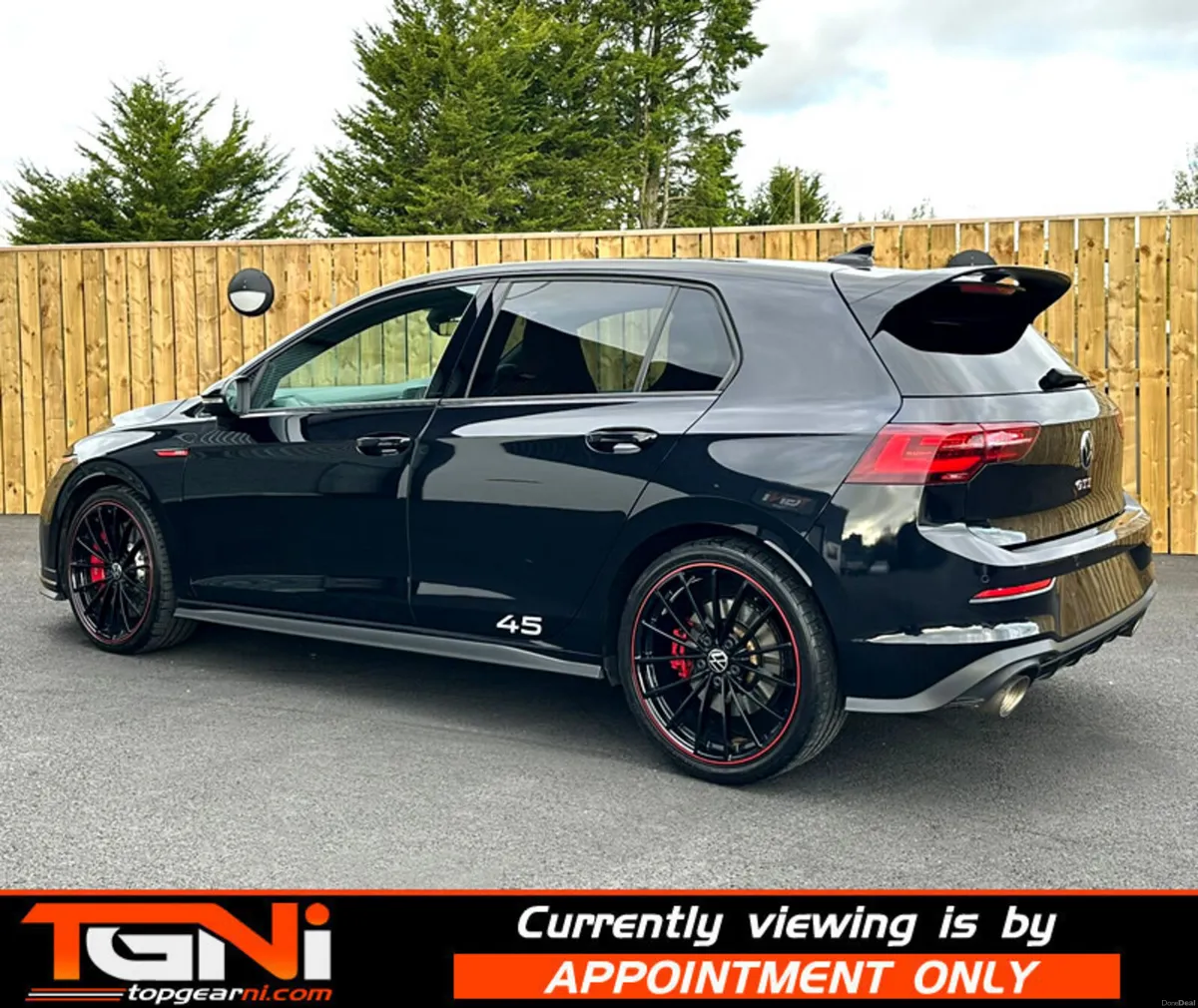 Nov 2021 Volkswagen Golf 2.0 TSI 300 GTI Clubsport - Image 2