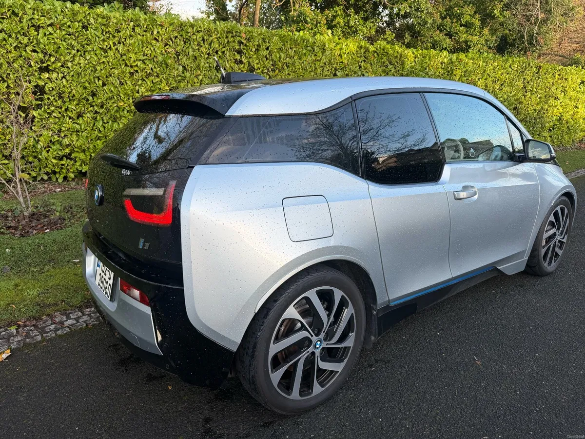 BMW i3 FULLY ELECTRIC LOW MILEAGE - Image 4