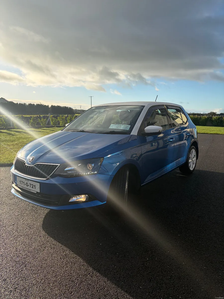 Skoda Fabia 2017 - Image 2